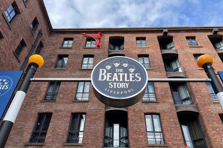 Beatles Guided Walking Tour Liverpool — Cavern Club, Waterfront & Statues photo 6