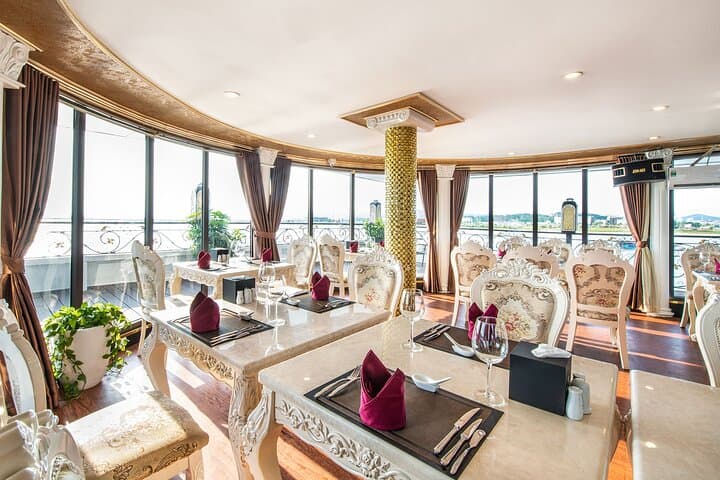Halong Bay Luxury Cruise: 2-Day Kayaking, Caving & Swimming Adventure photo 3