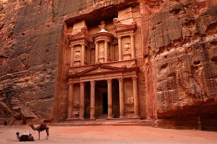 8-Day Classic Jordan Tour: Petra, Wadi Rum & Dead Sea Private Guided Itinerary photo 1
