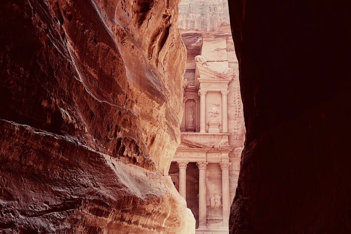 8-Day Classic Jordan Tour: Petra, Wadi Rum & Dead Sea Private Guided Itinerary photo 3