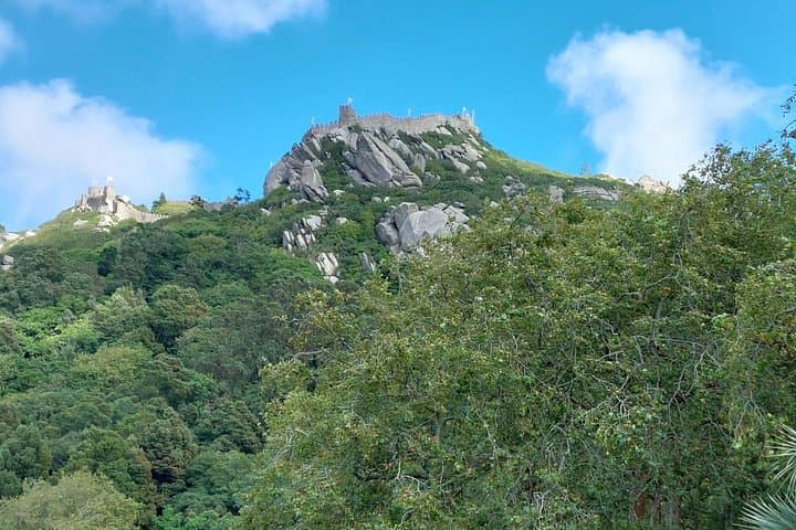Private Sintra Tuk Tuk Tour — Palaces, Mountain Views & Local Flavors photo 3