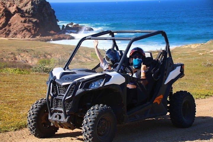 Private RZR Tour to Cabo's Hidden Pacific Arch and Desert Quesadilla Experience