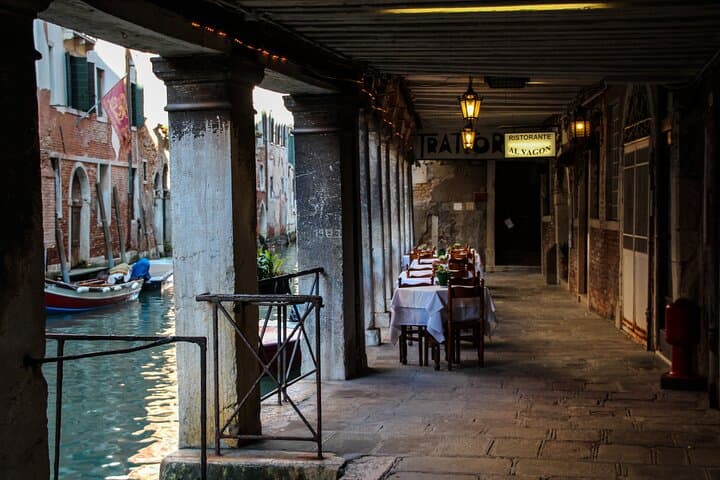 Scenic Route to Venice: Private Innsbruck-to-Venice Day Trip through the Dolomites photo 6