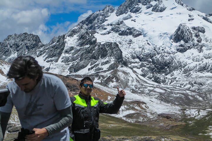 Private Road Trip to Rajuntay Snow Viewpoint & Route of the 7 Lagoons from Lima photo 3