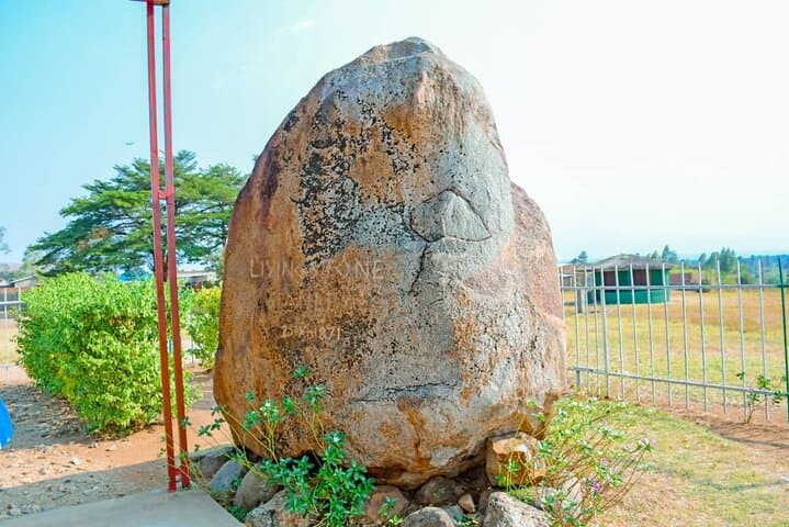 Bujumbura Thermal Waters & Kigwena Forest Day Tour — Rumonge Hot Springs, Livingstone Stone and Lakeside Culture photo 3