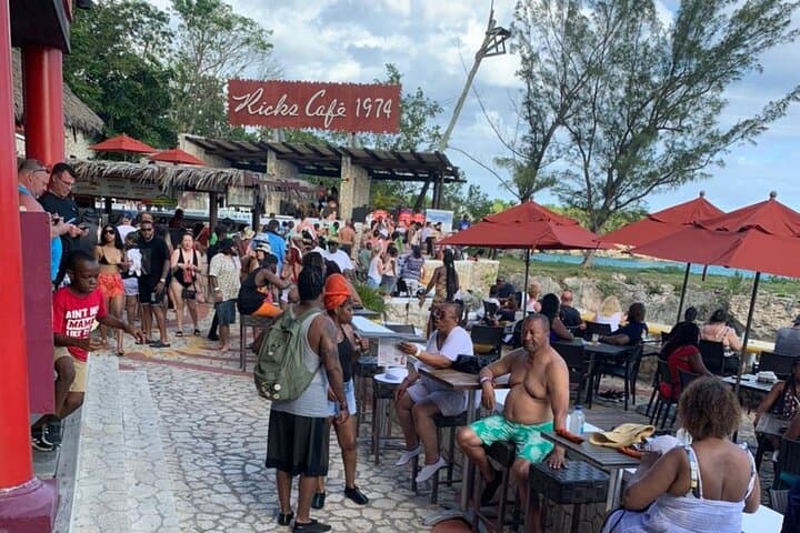 Explore Negril's 7 Mile Beach and Rick's Cafe in Style photo 2