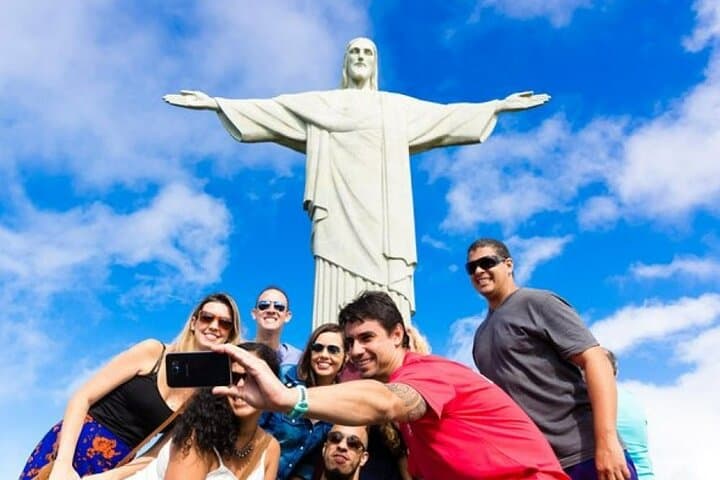 Full-Day Rio Highlights: Christ the Redeemer, Sugarloaf & Selarón Staircase