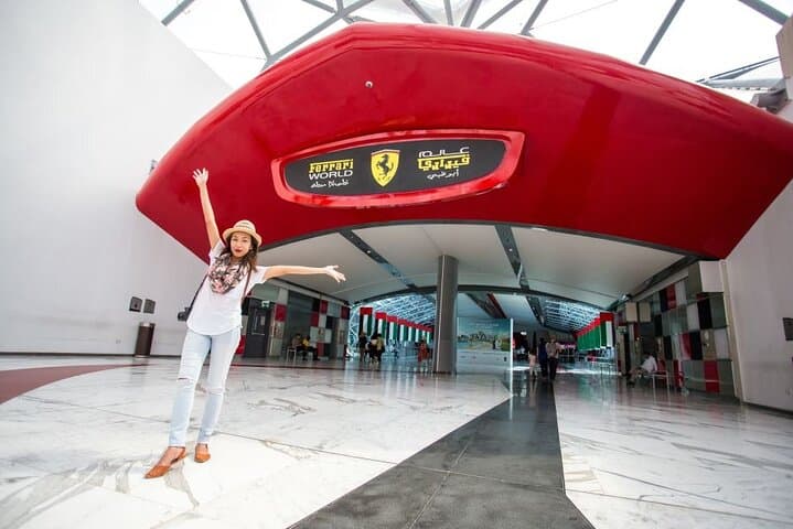 Abu Dhabi Sightseeing Day Trip from Dubai — Private Vehicle Tour photo 2