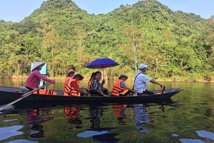 Perfume Pagoda Full-Day Tour from Hanoi: Boat, Cave & Mountain Pilgrimage photo 4