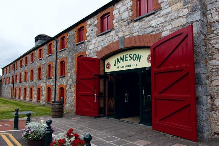 Blarney Castle, Cork City & Jameson Distillery: Small-Group Day Tour photo 3