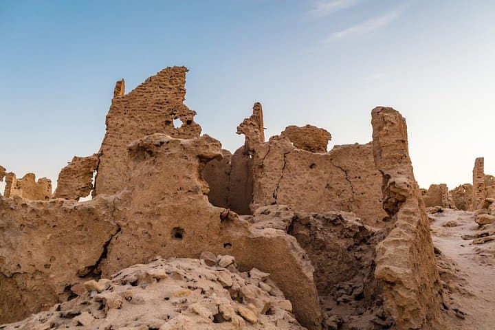 Siwa 2-Day Desert Safari: Dune Bashing, Salt Lakes & Overnight Desert Camp photo 4