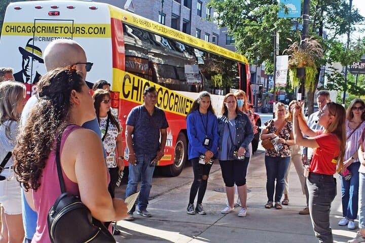 Chicago Crime and Mob Bus Tour: Prohibition-Era Sites, Capone Stories & River Views photo 5