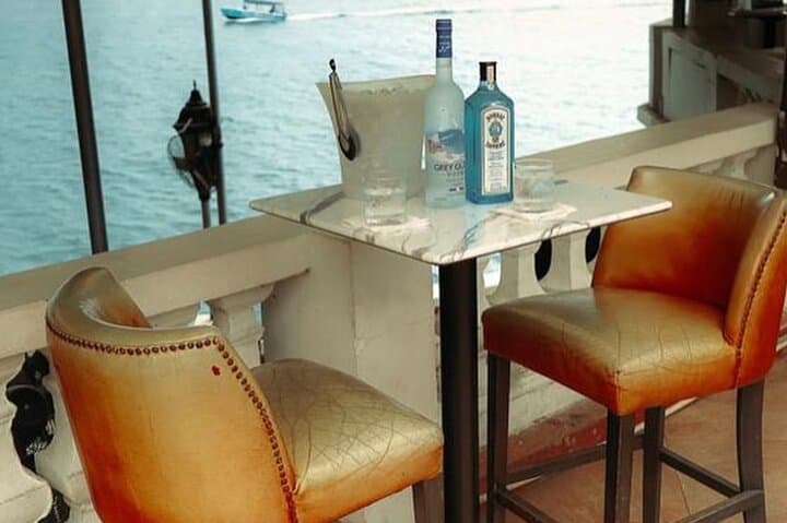 Negril Blue Hole, Rick's Cafe & Herb Farm Combo Tour: Swim, Cliff-Jump & Sunset photo 4
