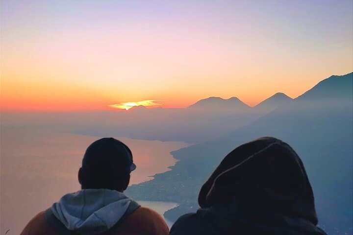 Sunrise Hike to Indian's Nose (Rostro Maya) — Lake Atitlán Sunrise Viewpoint photo 3