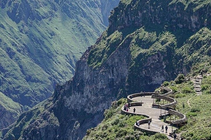 Colca Canyon 2-Day Adventure Trek: Sangalle Oasis & Condor Views photo 4