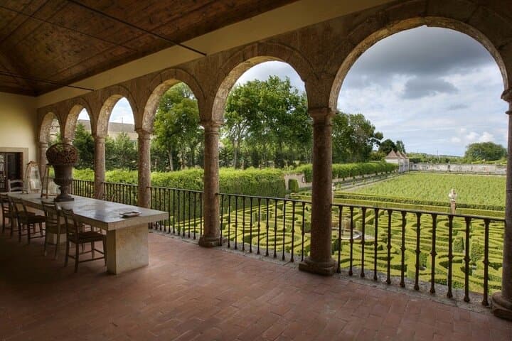 Private Luxury Arrábida Wine Tour and Bacalhôa Palace Experience photo 3