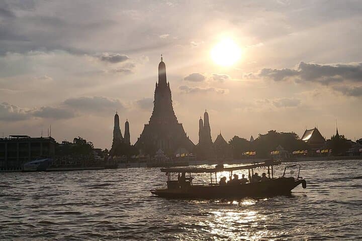 Bangkok Canal Longtail Boat Tour — 2-Hour Thonburi Canals & Artist's House photo 2