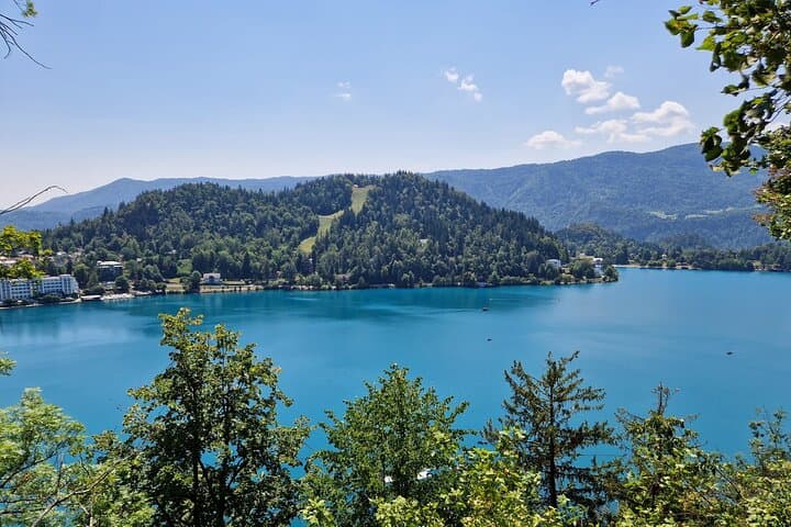 Bled Lake & Ljubljana Day Trip from Zagreb — Boats, Castles and Riverfront Strolls photo 5