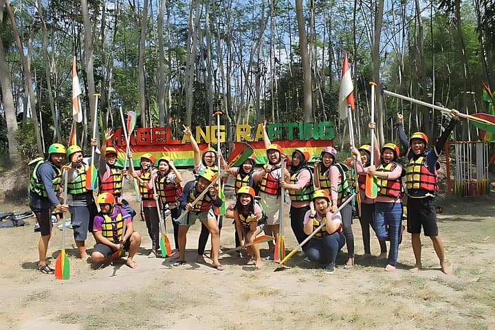Elo River Rafting in Yogyakarta — Family-Friendly Grade II–III Adventure photo 3