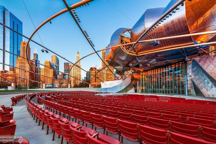 Chicago Downtown Walking Tour — Private All-Inclusive Highlights photo 2