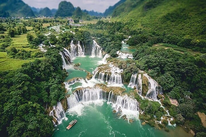 Ban Gioc Waterfall and Ba Be Lake 3-Day Adventure from Hanoi photo 6