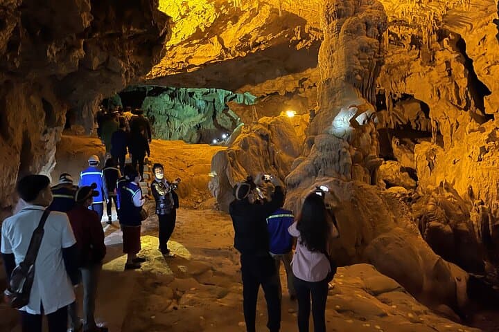 Ban Gioc Waterfall and Ba Be Lake 3-Day Adventure from Hanoi photo 5