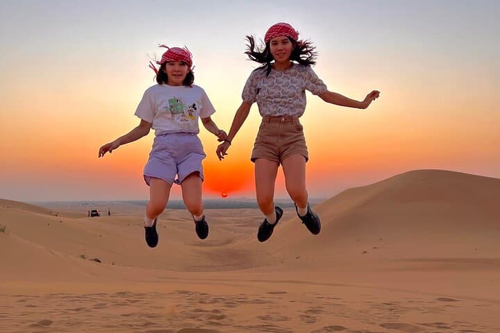 Dubai Private 4x4 Desert Safari with BBQ Buffet, Dune Bashing & Live Shows photo 2
