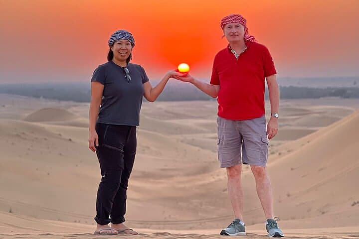 Dubai Private 4x4 Desert Safari with BBQ Buffet, Dune Bashing & Live Shows photo 4