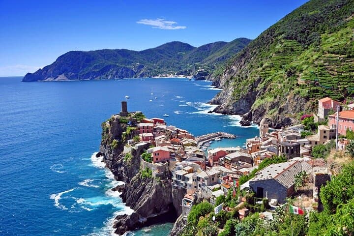 Private Cinque Terre Day Trip from Milan: Italian Riviera Escape photo 3