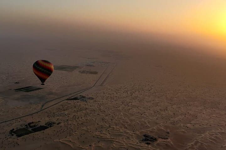 Dubai Desert Hot-Air Balloon Sunrise: Balloon Flight, Breakfast & Desert Activities photo 6