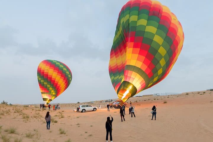 Dubai Desert Hot-Air Balloon Sunrise: Balloon Flight, Breakfast & Desert Activities photo 4