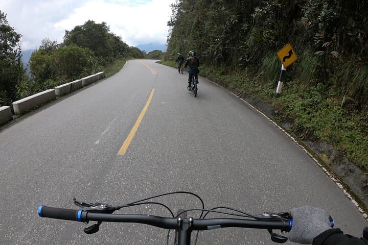 Inca Jungle Tour: 4-Day Bike, Raft & Hike to Machu Picchu