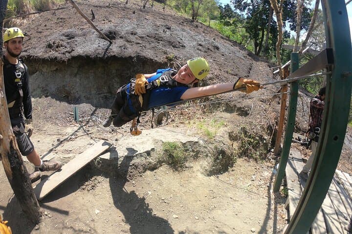 Inca Jungle Tour: 4-Day Bike, Raft & Hike to Machu Picchu photo 3