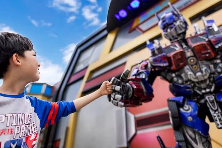 Universal Beijing Resort One-Day Tickets with Private Transfers — Family Guide photo 4