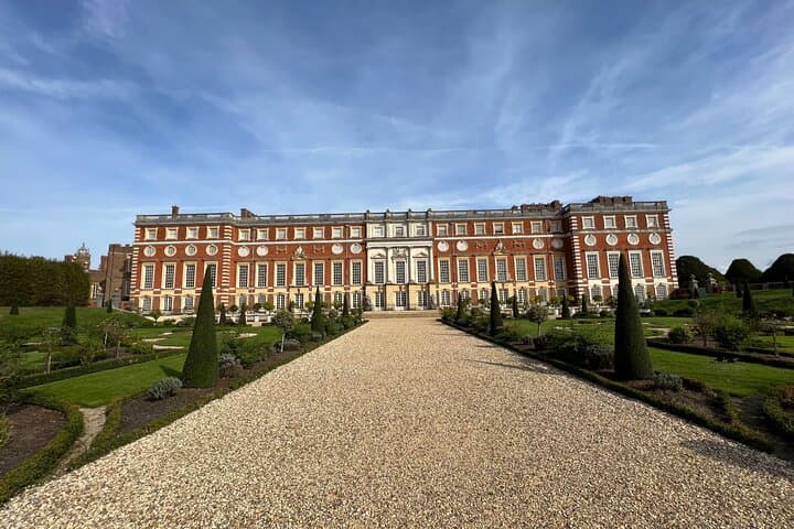 Windsor Castle to Hampton Court: A Private Day Through Royal England