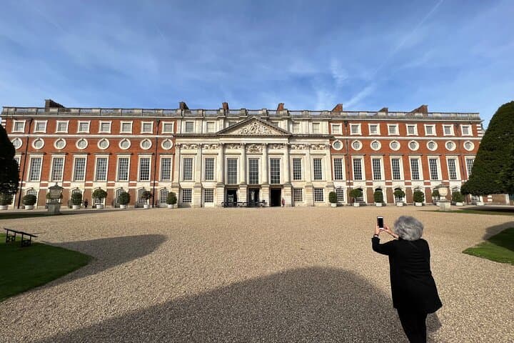 Windsor Castle to Hampton Court: A Private Day Through Royal England photo 3