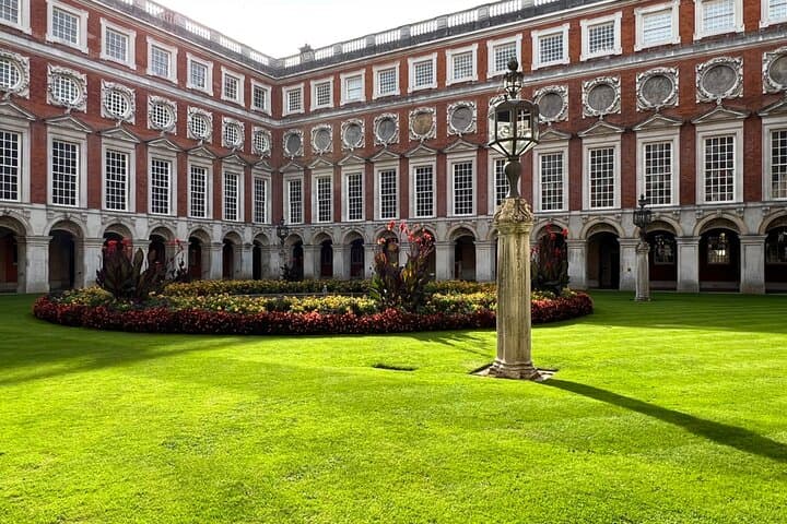 Windsor Castle to Hampton Court: A Private Day Through Royal England photo 4