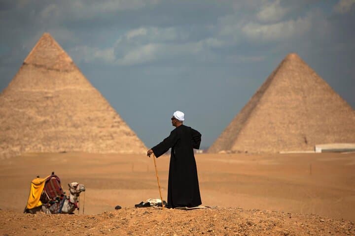 Two-Day Cairo & Wadi El Rayan Waterfalls Tour — Pyramids, Oasis & Sandboarding photo 6