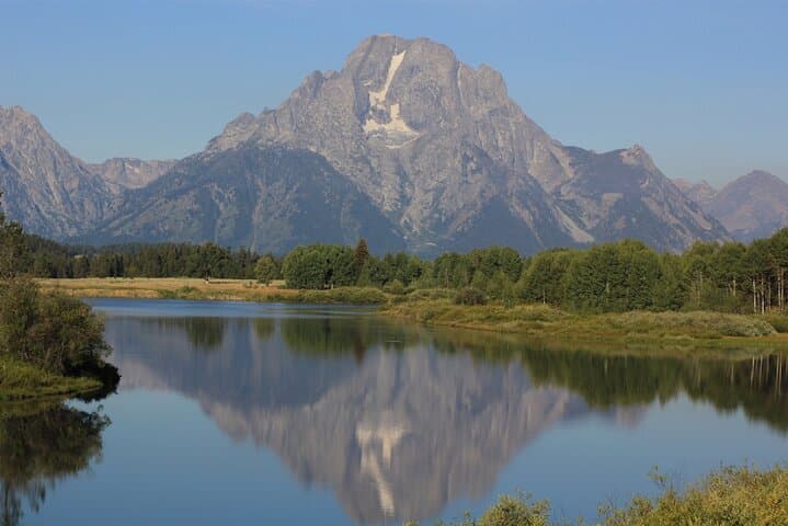 2-Day Private Grand Teton & Yellowstone Lower Loop Wildlife and Geology Tour