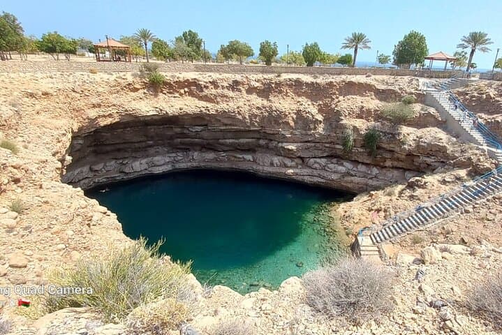 Wadi Shab & Bimmah Sinkhole Full-Day Adventure from Muscat photo 3