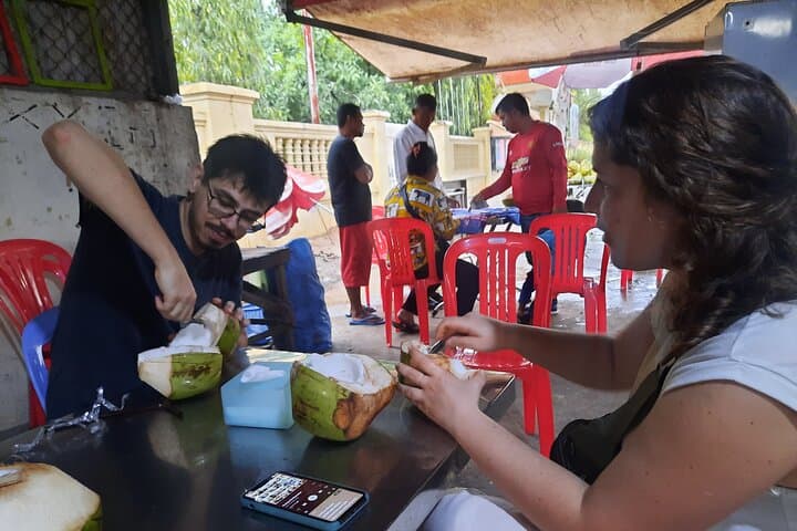 Phnom Penh Full-Day Cultural Tour: Royal Palace, Killing Fields & Silk Island photo 3