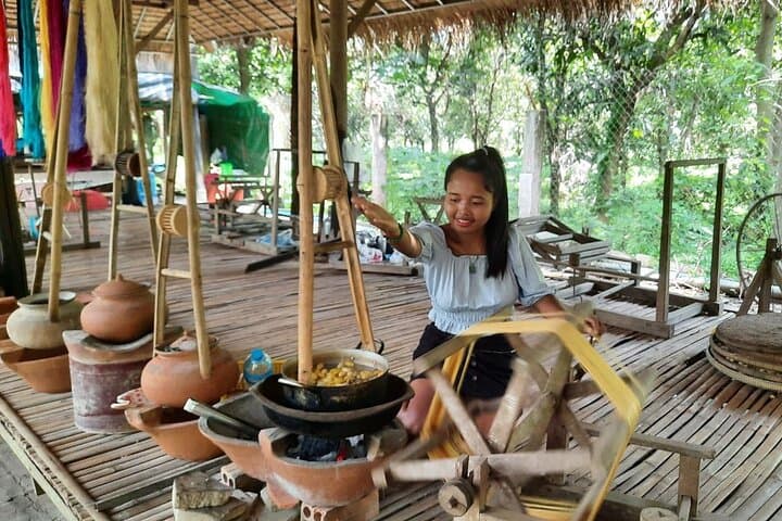 Phnom Penh Full-Day Cultural Tour: Royal Palace, Killing Fields & Silk Island photo 6