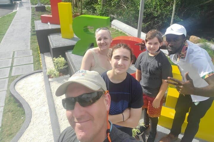 Explore Negril: Seven Mile Beach and Rick's Cafe Adventure photo 5