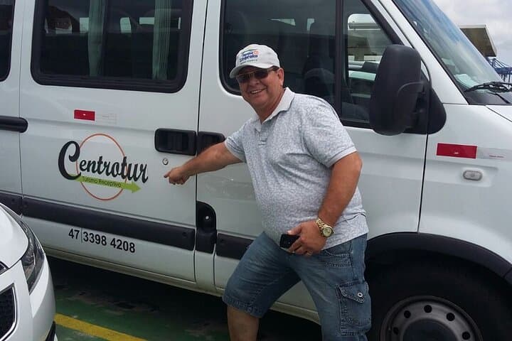 Private Transfer from Navegantes Airport to Balneário Camboriú: Fast, Comfortable Ride to the Coast photo 2