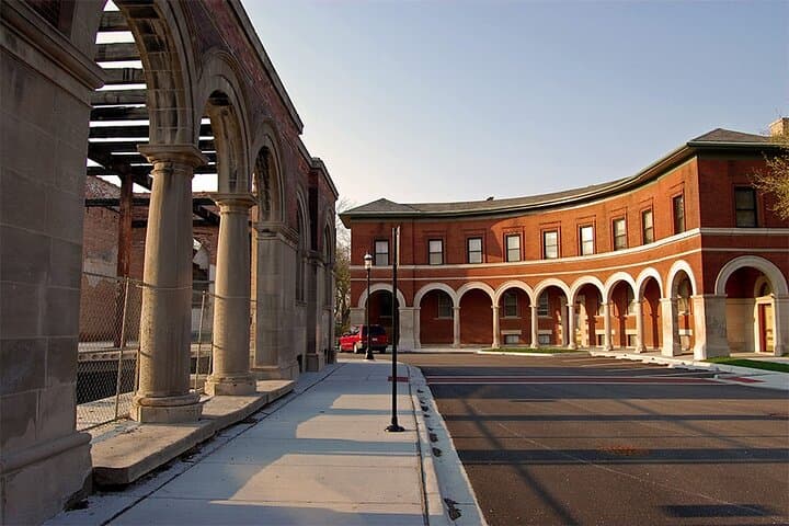 Walking Through Pullman: Private Half-Day Tour of Chicago’s Industrial Model Town photo 6