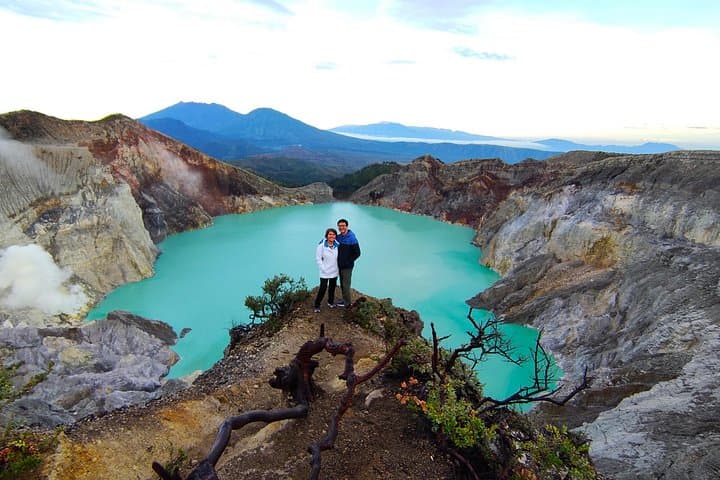 Ijen Bluefire Trek from Bali: Night Hike to Kawah Ijen's Sulfur Flames photo 2