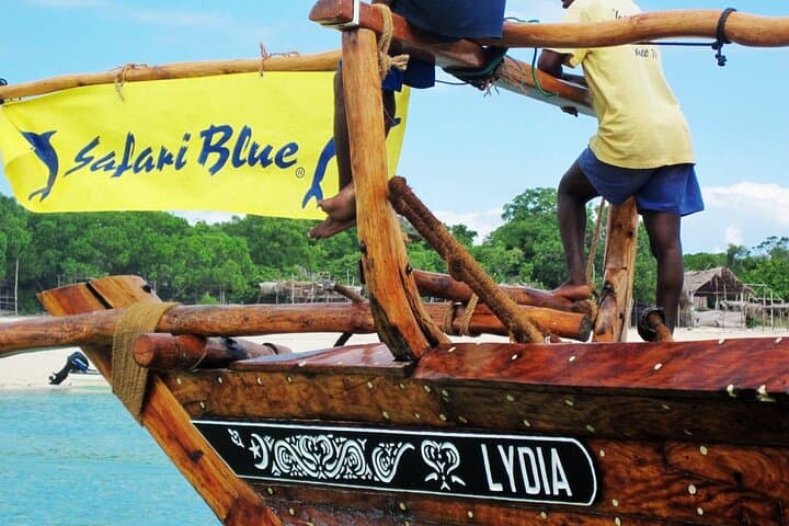 Safari Blue: Full-Day Sandbank & Blue Lagoon Dhow Experience in Zanzibar photo 3