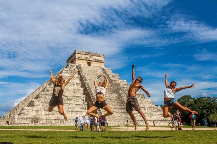 Chichén Itzá Day Trip with Cenote Samaal and Valladolid from Tulum photo 2