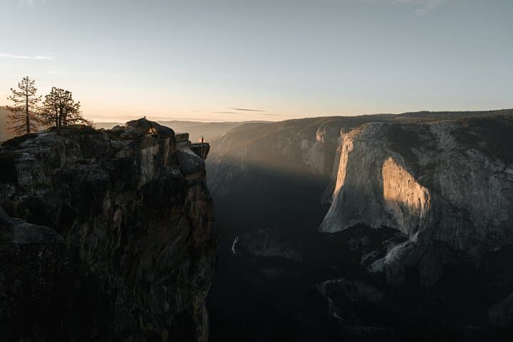 Yosemite Sentinel Dome and Taft Point Hike from Glacier Point
