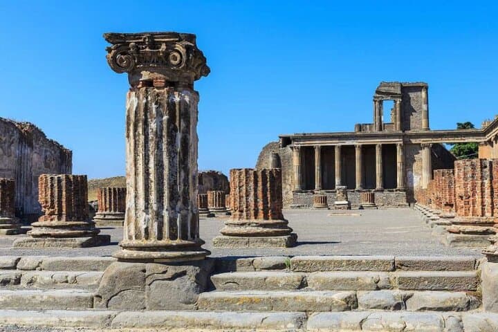 Naples & Pompeii in One Day: Private Luxury Car Tour with Guide and Tickets photo 3
